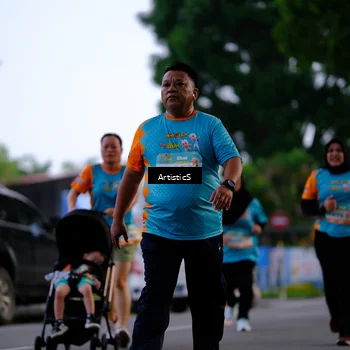 Runner Photo 8238562