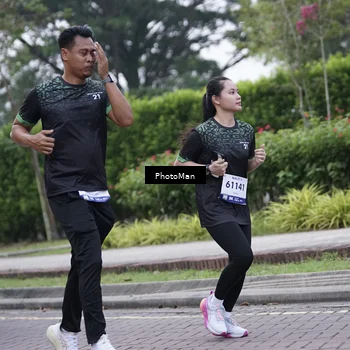 Runner Photo 8238574