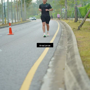Runner Photo 8238608