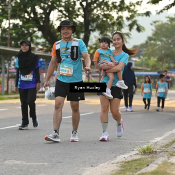 Runner Photo 8238672