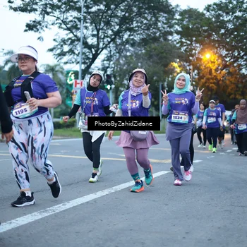 Runner Photo 8238695