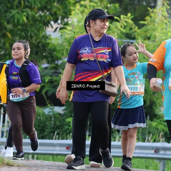 Runner Photo 8238737