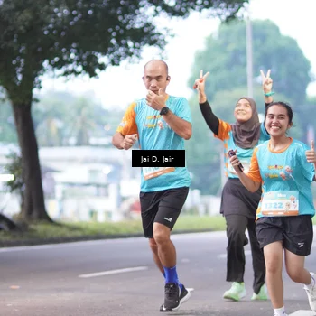 Runner Photo 8238741