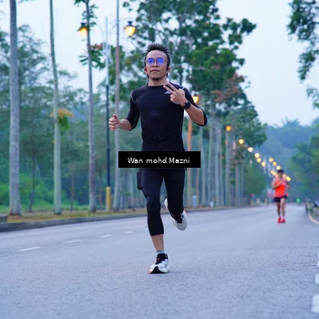 Runner Photo 8238751