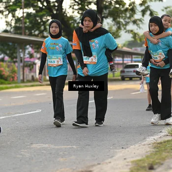 Runner Photo 8238763