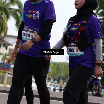 Runner Photo 8238826