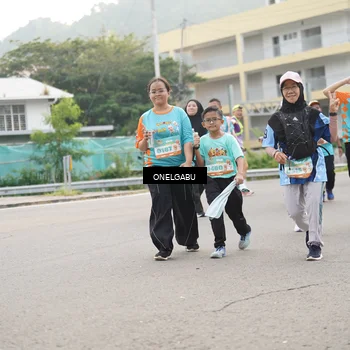 Runner Photo 8238835