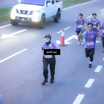 Runner Photo 8238841