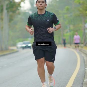 Runner Photo 8238874