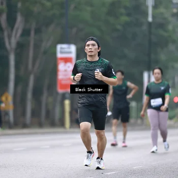 Runner Photo 8238900