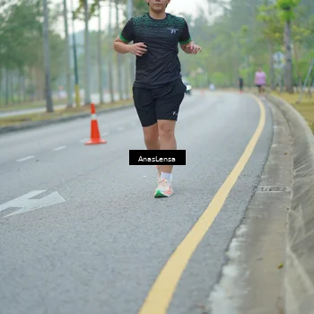 Runner Photo 8238902