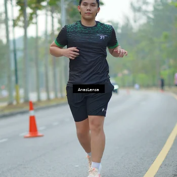 Runner Photo 8238918