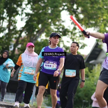Runner Photo 8238951