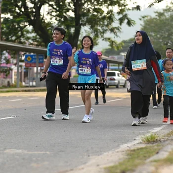 Runner Photo 8238954