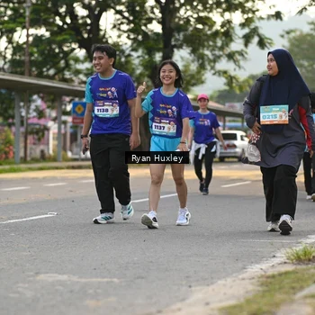 Runner Photo 8238956