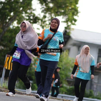 Runner Photo 8238973