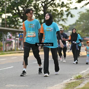 Runner Photo 8238998