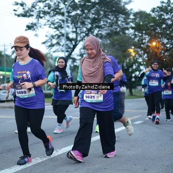Runner Photo 8239016