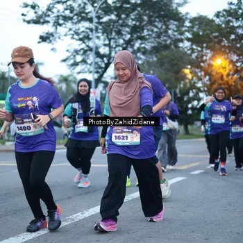 Runner Photo 8239022