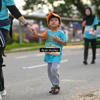 Runner Photo 8239029