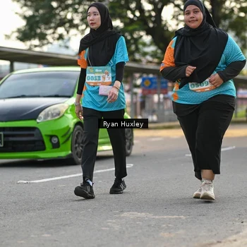 Runner Photo 8239037