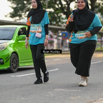 Runner Photo 8239043