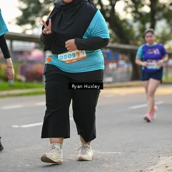 Runner Photo 8239047