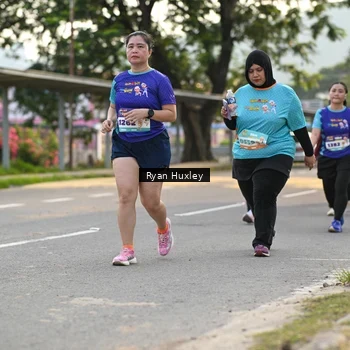 Runner Photo 8239049