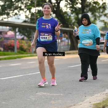 Runner Photo 8239056