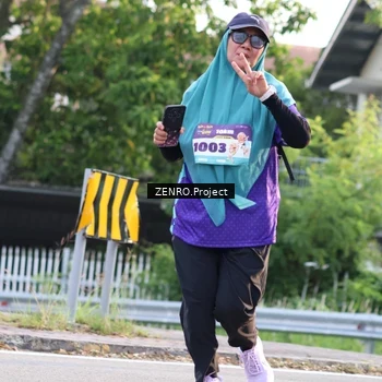 Runner Photo 8239063