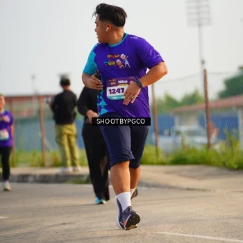 Runner Photo 8239071