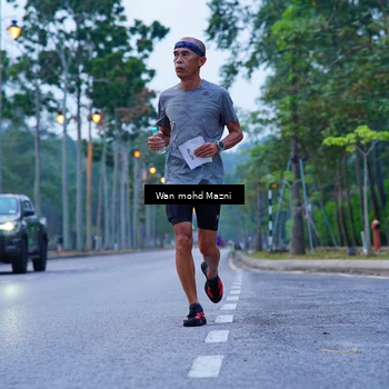 Runner Photo 8239085