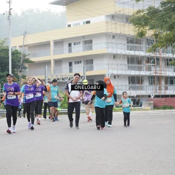 Runner Photo 8239086