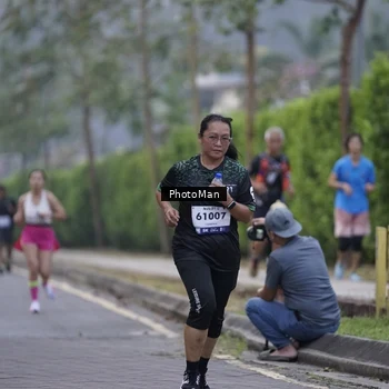Runner Photo 8239095