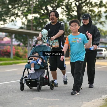 Runner Photo 8239113