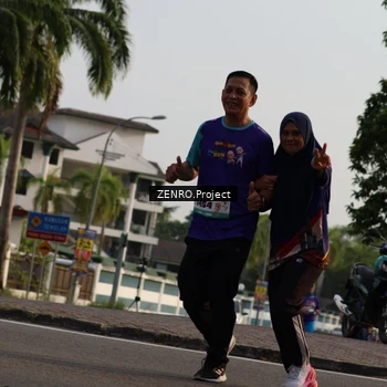 Runner Photo 8239114