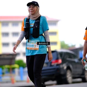 Runner Photo 8239121