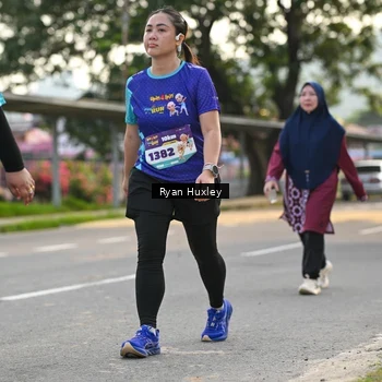 Runner Photo 8239129