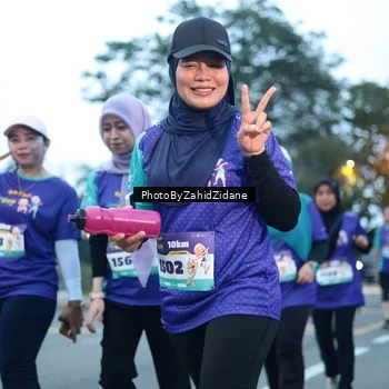 Runner Photo 8239132