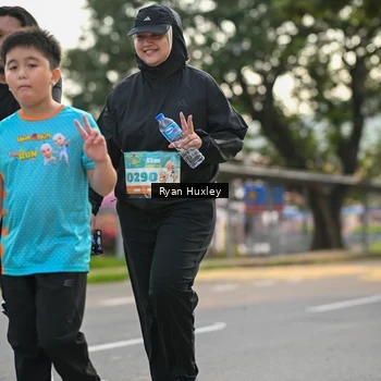 Runner Photo 8239136