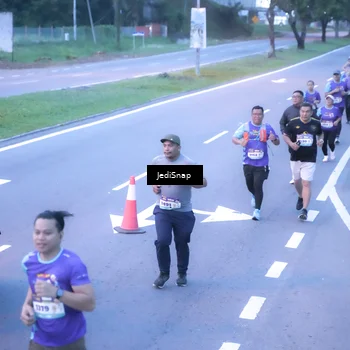 Runner Photo 8239181