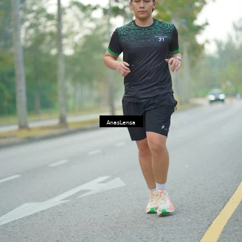 Runner Photo 8239192