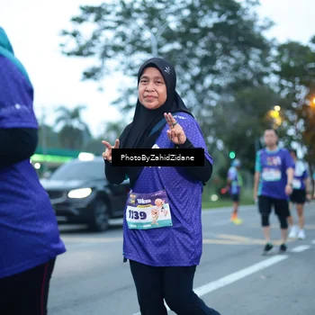 Runner Photo 8239237