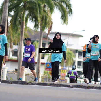 Runner Photo 8239245