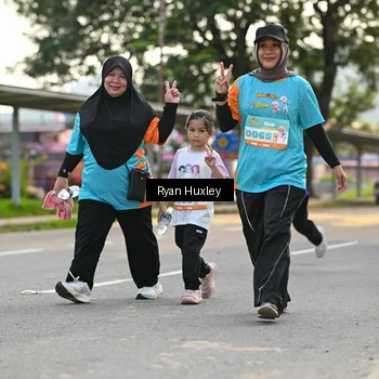 Runner Photo 8239269