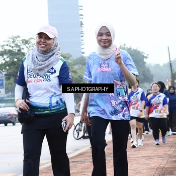 Runner Photo 8239275