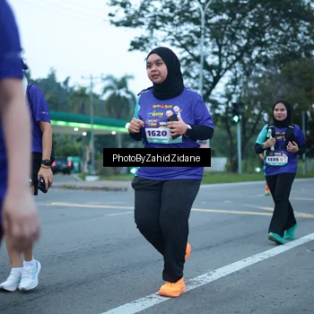 Runner Photo 8239280