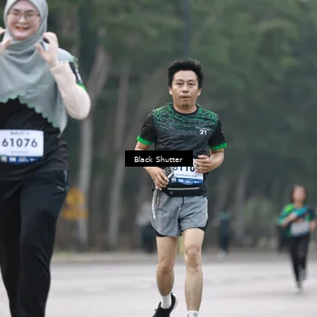 Runner Photo 8239287