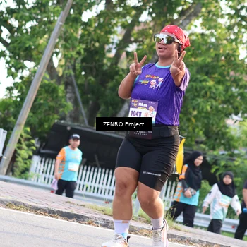 Runner Photo 8239299