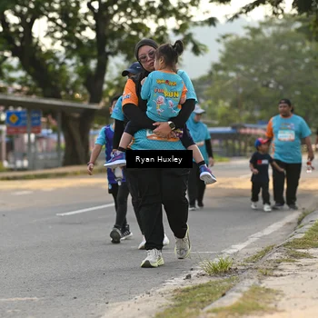 Runner Photo 8239312